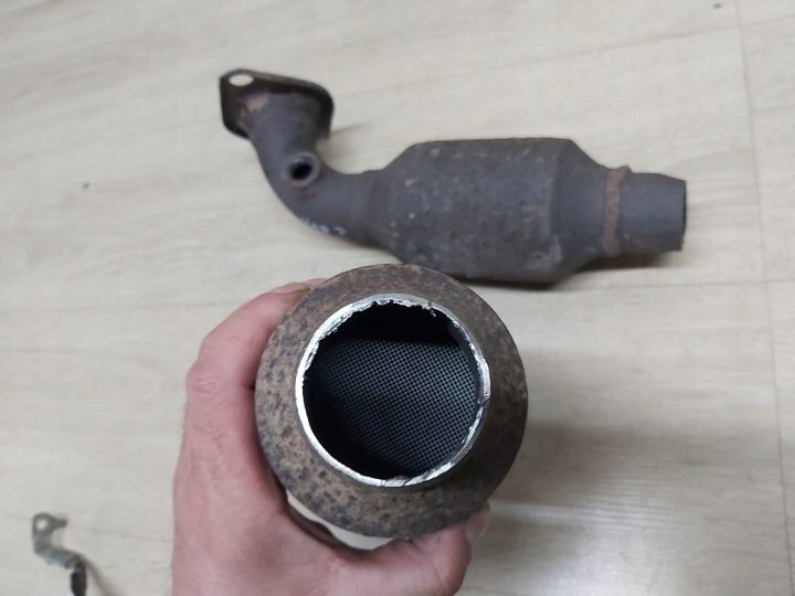 Toyota Yaris I Катализатор 1,0, фото 6
