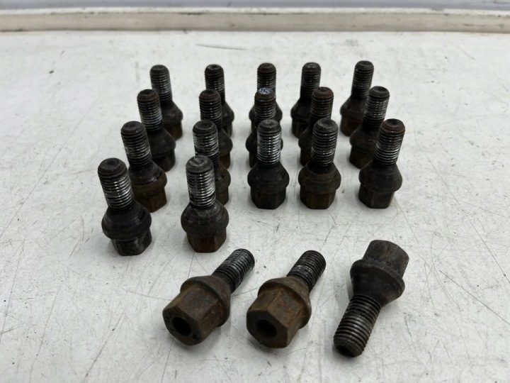 Болты для дисков alumiowych Opel Suzuki Fiat Punto M12x1,5 gwintu 22 мм. 20 шт., фото 1