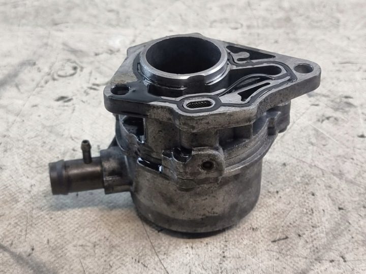 Renault OE 8200031420 вакуумный насос, фото 4
