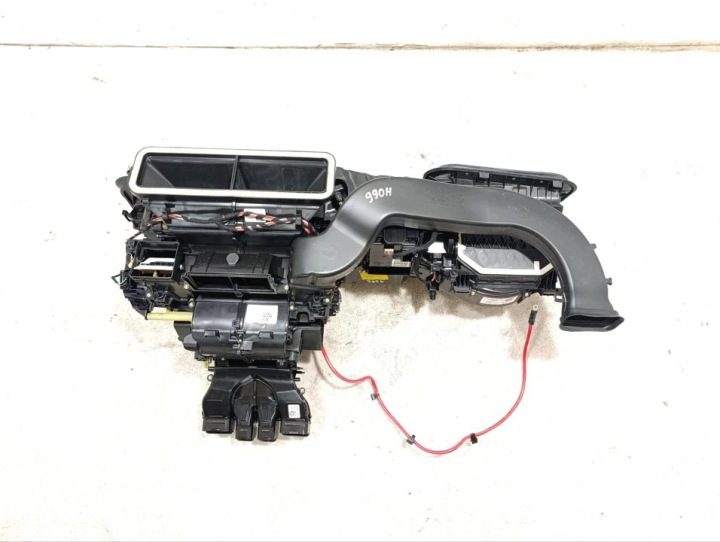 Корпус вентилятора A1678300405 Mercedes-Benz GLE 2022, фото 4