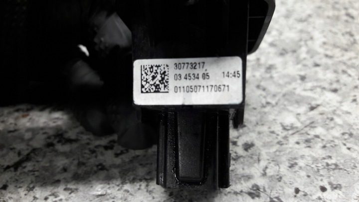 39773217 кнопка опускания стекла Volvo s40, фото 4