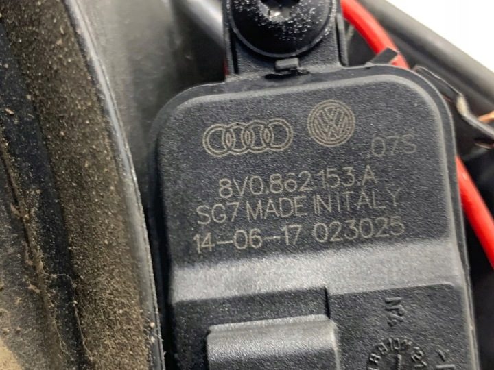 ЛЮЧОК ГОРЛОВИНЫ БЕНЗОБАКА AUDI A4 B9 8W0809906A Универсал, фото 6
