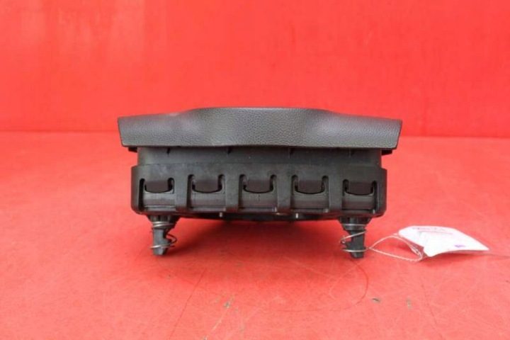 Подушка безопасности воздушная водителя 13168455 Opel Astra 3 III H рестайлинг 06-14, фото 4