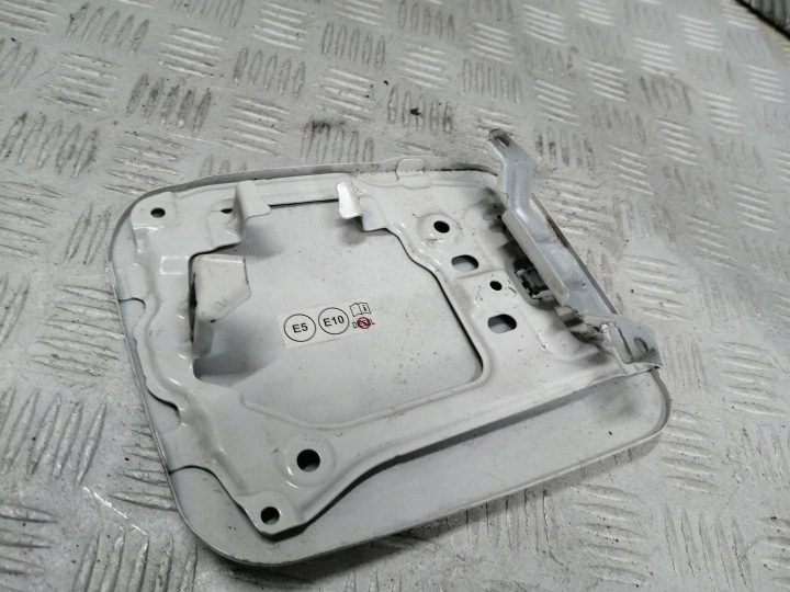 QW лючок горловины бензобака Toyota RAV4, фото 2
