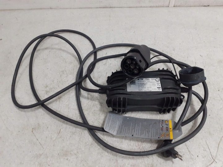 Opel Peugeot Citroen зарядное устройство кабель зарядки 9829598280, фото 2
