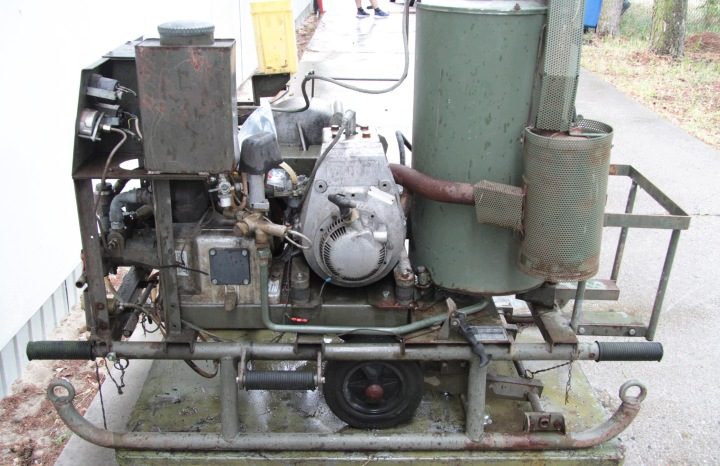 WOJSKOWA ТОПЛИВНАЯ PAROWO ВОДЯНАЯ МОЙКА KARCHER HDS 1200, фото 4
