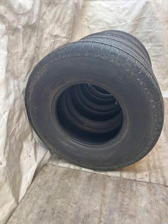 2× Шина летняя Barum Bravuris 4x4 265/70R15 112 H, фото 9