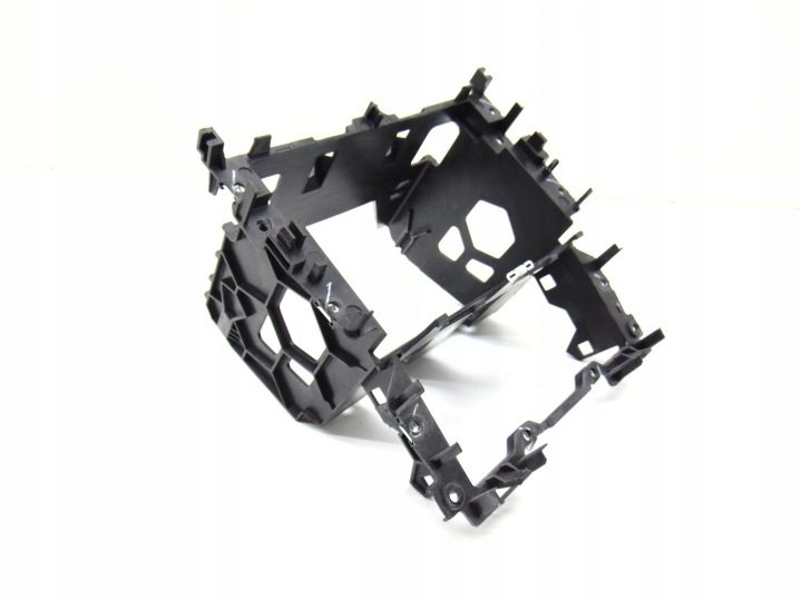 РАМКА КОРЗИНА МАГНИТОЛЫ НАВИГАЦИИ 5K0858089E VW GOLF VI, фото 1
