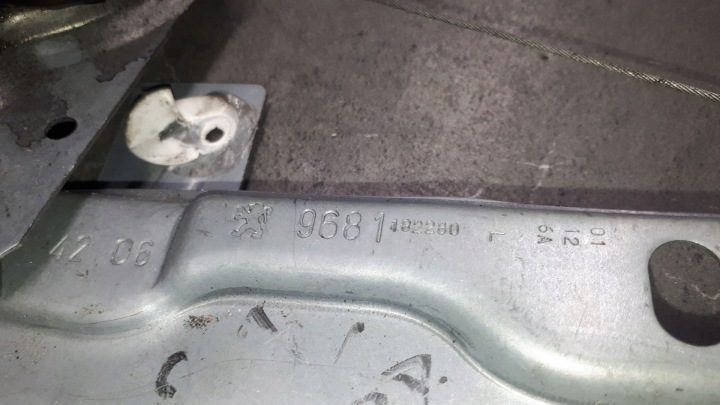 Стеклоподъемник Peugeot OE 9681182280, фото 13