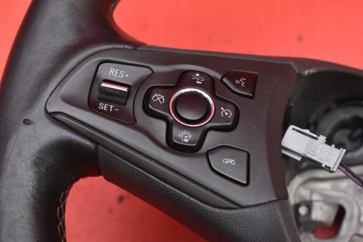 РУЛЬ КОЖАНЫЙ МУЛЬТИФУНКЦИОНАЛЬНЫЙ 39070471 OPEL ASTRA 5 В K 15-20, фото 4