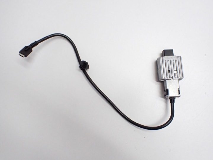 ГНЕЗДО ПОРТ USB ЕВРОПА ОРИГИНАЛ 5E3035954B SKODA KAROQ 23 г., фото 1