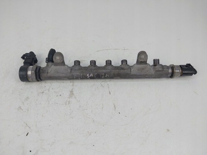 ТОПЛИВНАЯ РАМПА 03L089C 057130764H VW PASSAT B6 2.0 TDI, фото 1