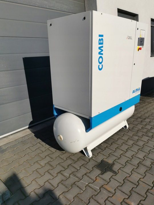 Компрессор масляный Comprag AZT śrubowy COMPRAG FRD-22 500 l. 22 кВт 500 l 10 бар, фото 6