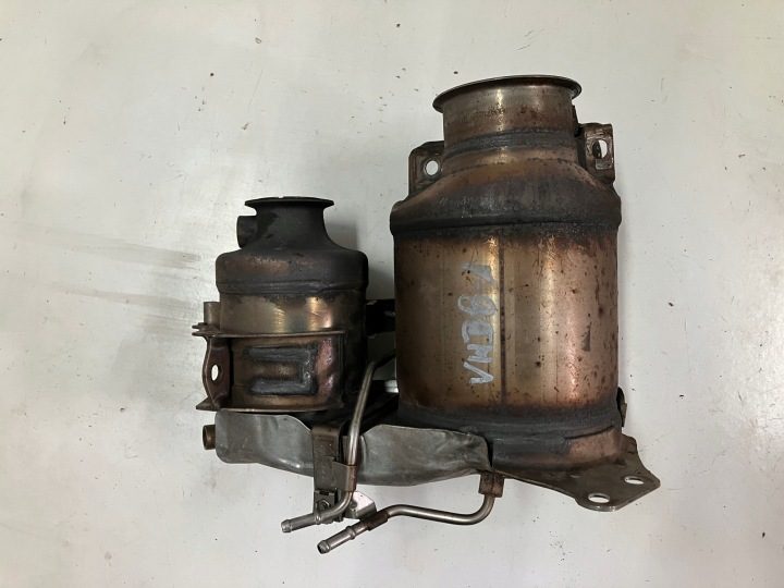 Фильтр DPF катализатор 1.6 TDI 120 л.с. DCX DCXA Passat B8 3G 04L131765BS, фото 1
