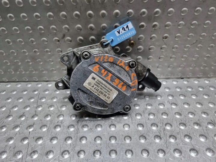 Насос Вакуумный A6422300065 MERCEDES W204 W212 W221 W251 3.0 CDI, фото 1