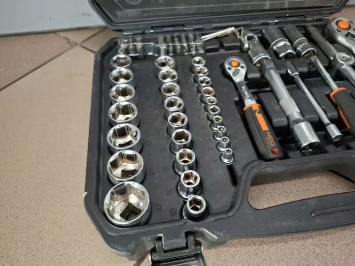 Комплект торцевых головок 73 шт. NEO TOOLS 10-054 1/2" 1/4", фото 3