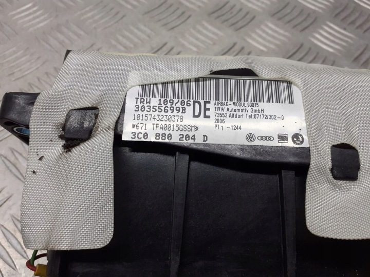 Подушка безопасности пассажира VW Passat B6 2.0 TDI 3C0880204D, фото 2