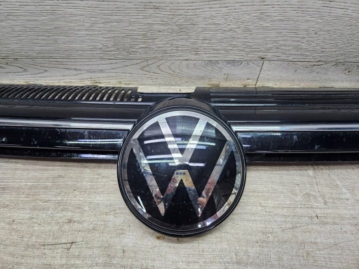 Решетка радиатора передняя Volkswagen Golf VIII 5H0853651N, фото 3