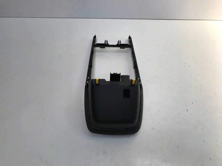 KIA Niro I E-Niro рестайлинг 2022 рамка центральный тоннель крепление 84659-Q4001, фото 5