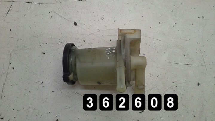 2005 Toyota Corolla Verso Бак жидкости гидроусилителя рулевого управления, фото 1