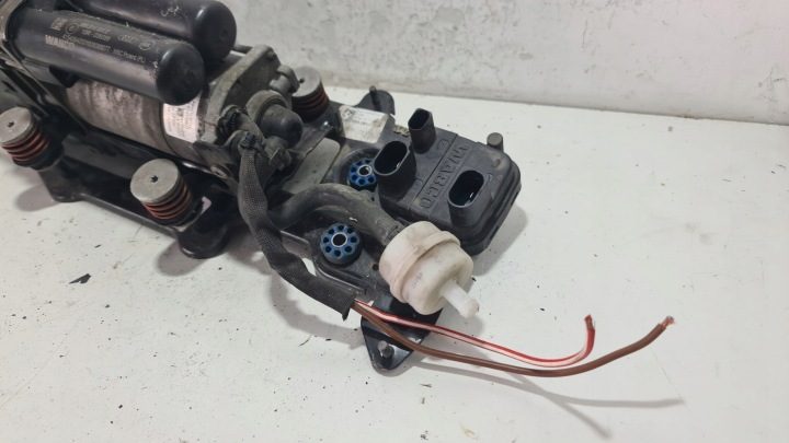 Audi OE 80a616006d, фото 2
