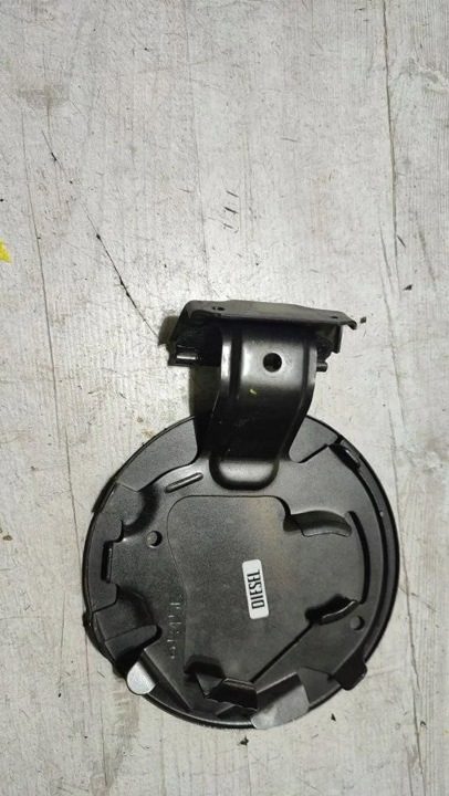 Mazda 3 III BM 17 г. Лючок горловины бензобака, фото 2