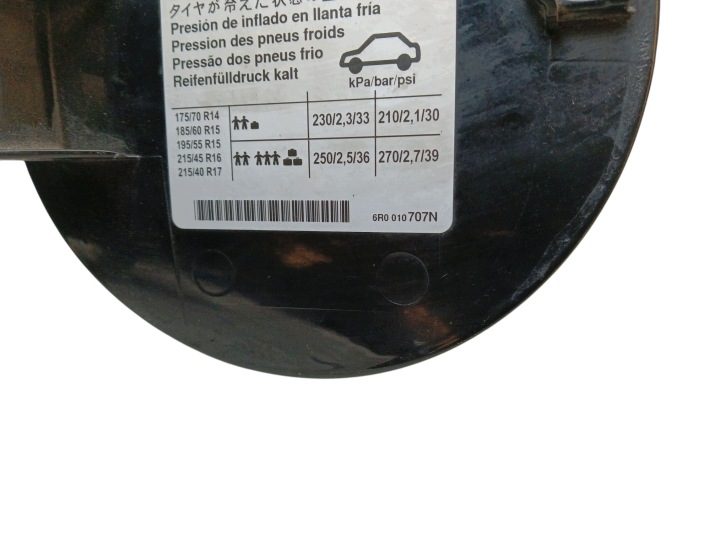 Лючок горловины бензобака Volkswagen Polo V 6R (2009-2014) код краски L041, фото 2