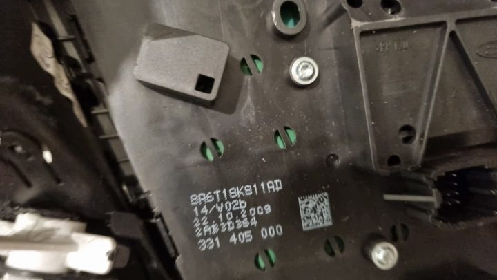 Автомагнитола Ford панель клавиатура Ford Fiesta mk7 8a6t18k811ad 2-DIN, фото 3