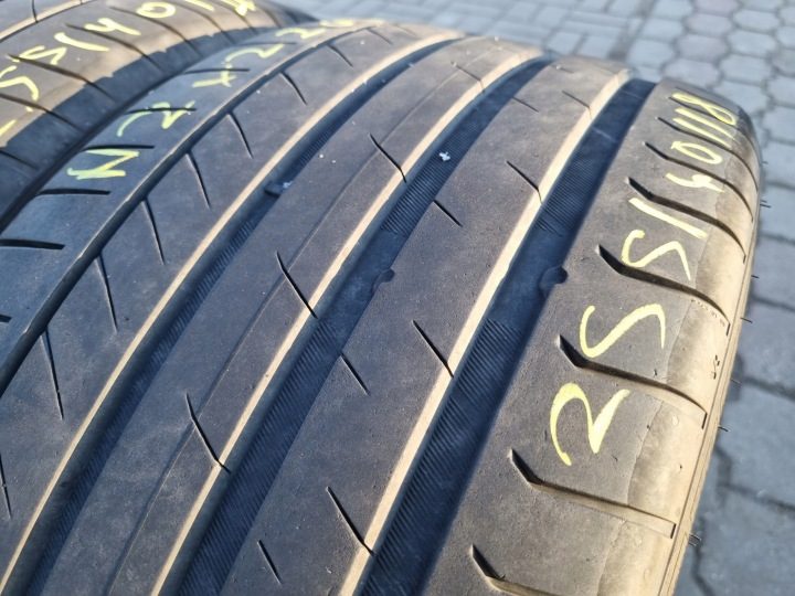 2× Шина летняя Vredestein Ultrac Pro 255/40R18 99 Y усилитель (XL), фото 3