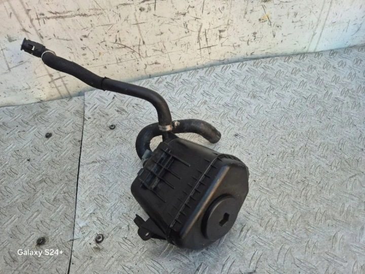 BMW 7 F01 F02 F03 F04 2011 Баки жидкости гидроусилителя, фото 2