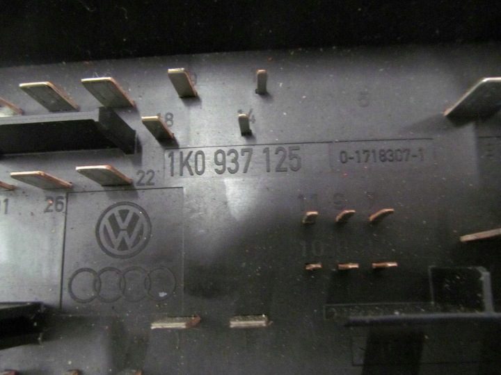 Блок предохранителей 1K0937125A VW Audi Skoda Seat, фото 5