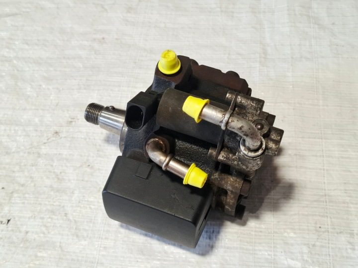 ТНВД топлива Seat Ibiza IV 4 6J0 1.6 TDI CAY 2008-2012 03L130755E, фото 3