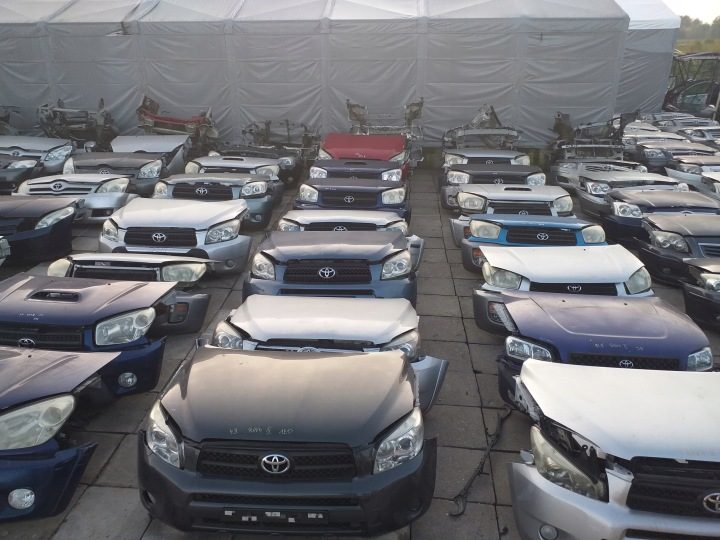 Toyota Rav4 III стойка правая амортизатор поворотный кулак 2006 - 2012 г., фото 6