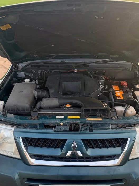 Mitsubishi Pajero 2005 г. Двигатель 3.2 DID насос турбо форсунки комплект, фото 1