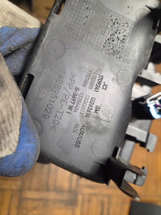ПРИКУРИВАТЕЛЬ ГНЕЗДО ВХОД AUX USB OPEL ASTRA J IV 13262614, фото 5