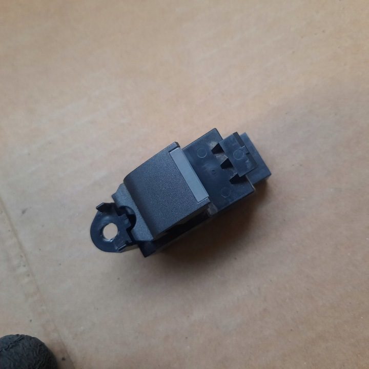 Land Rover OE BJ32-14717-AB, фото 2
