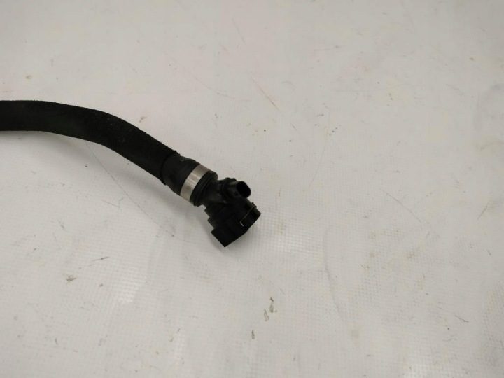 BMW U11 u10 u06 трубка воды 7926146, фото 2