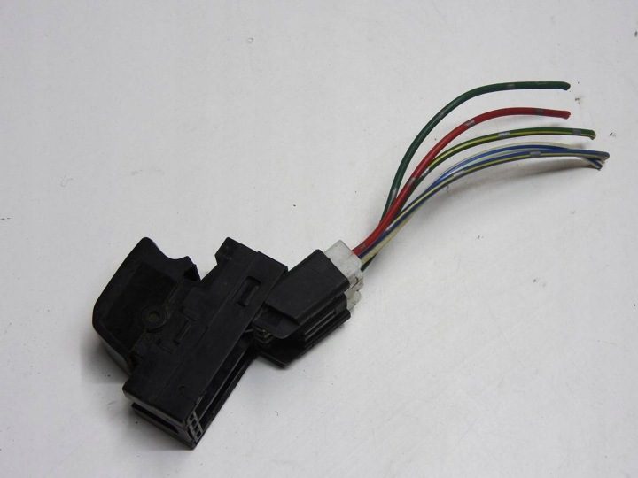 Suzuki SX4 Рестайлинг 06-14 Кнопка стеклоподъемника 62J00, фото 2