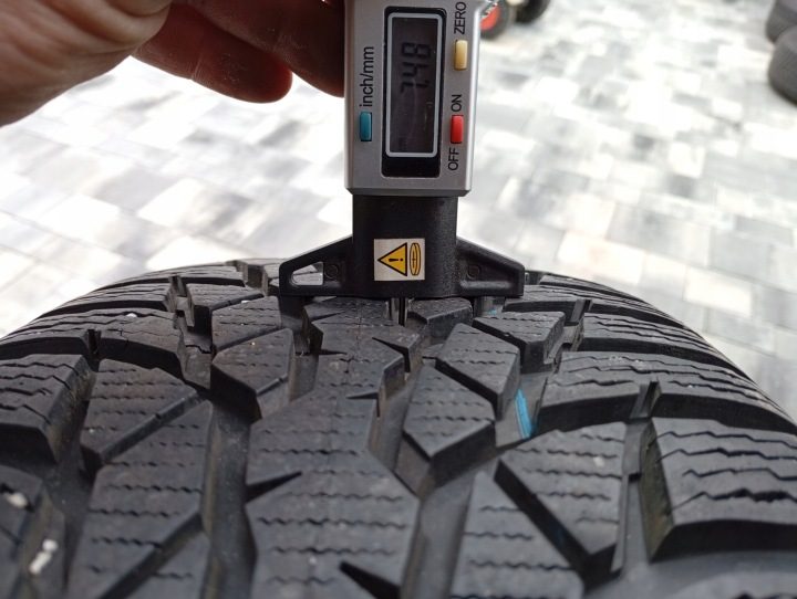 Шина зимняя Nokian Tyres WR D4 205/65R16 95 H сцепление на снегу (3PMSF), фото 3