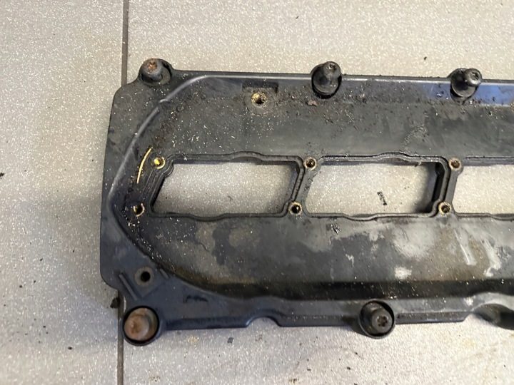 КЛАПАННАЯ КРЫШКА AUDI 2.7 TDI 059103469AC, фото 2