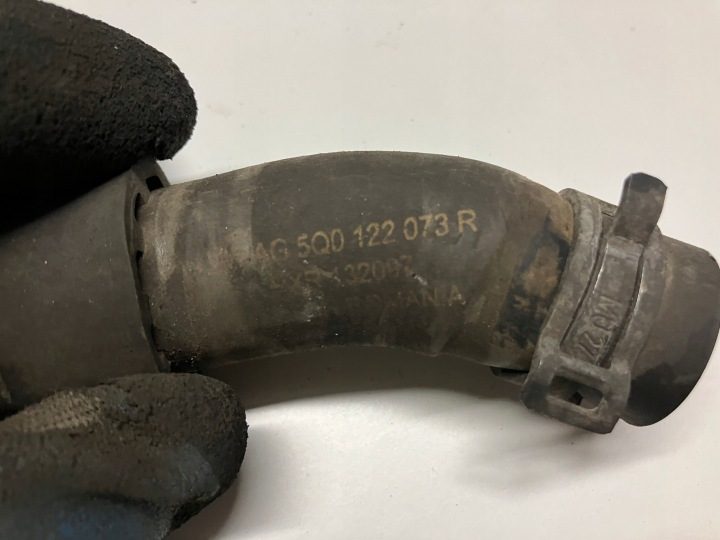 Шланг воды 1.6 TDI 105 CLHA Seat Leon 3 III 5Q0122073R, фото 2