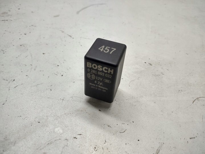 РЕЛЕ СВЕЧЕЙ НАКАЛИВАНИЯ 038907281B A4 B7 A6 C6 PASSAT B6 B7 CC ОРИГИНАЛ, фото 1