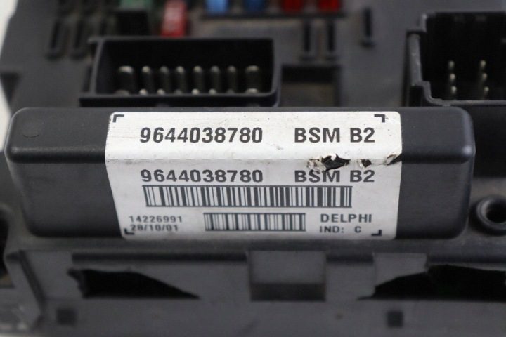 Блок предохранителей Peugeot OE 9644038780, фото 4