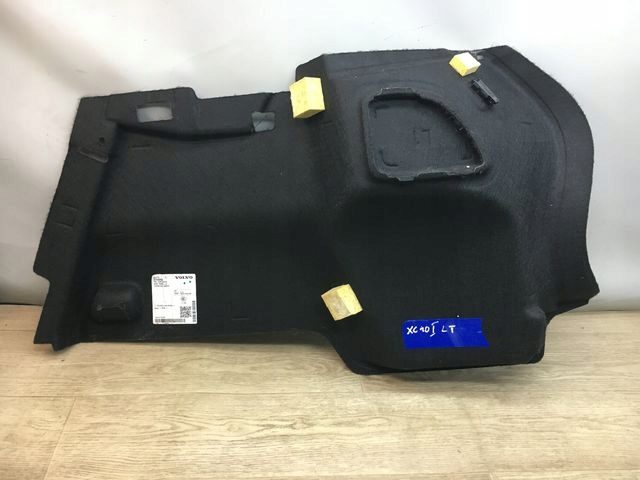 Volvo XC40 обшивка багажника левая 31440890, фото 4