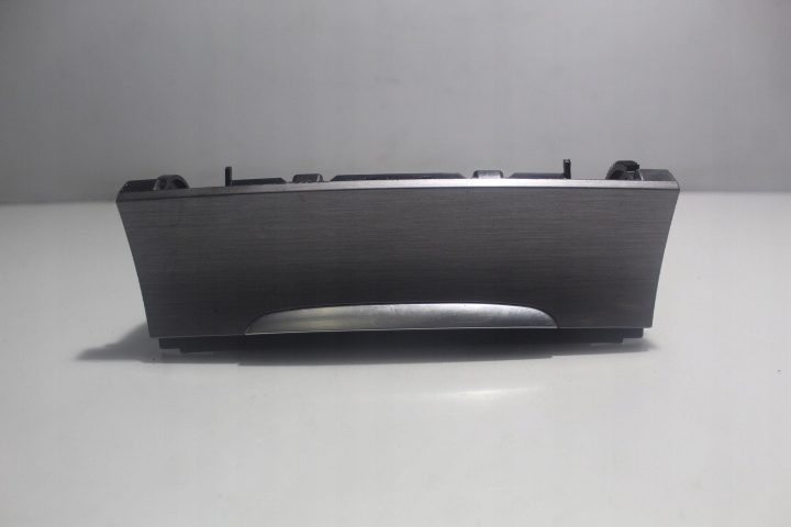 ПЕПЕЛЬНИЦА VOLKSWAGEN PASSAT B7, фото 1