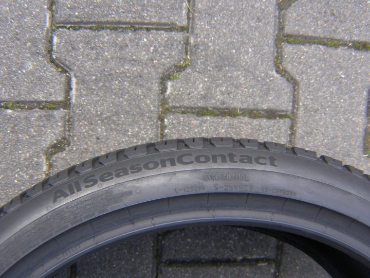 Шина всесезонная Continental AllSeasonContact 245/35R19 93 Y сцепление на снегу (3PMSF), защита диска, усилитель (XL), фото 4