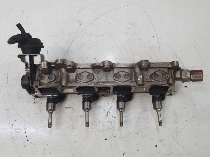 МОЛДИНГ ФОРСУНКИ 1.4 TSI TFSI 03C906036E VW SKODA SEAT, фото 1