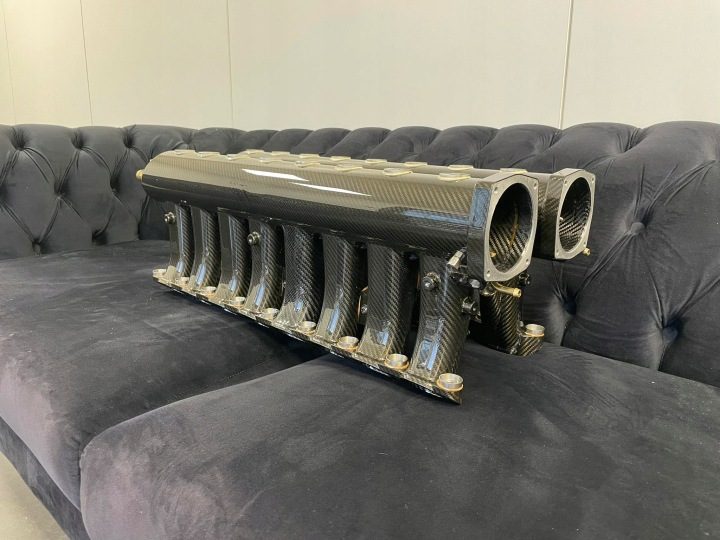 Впускной коллектор от Bugatti Chrion - carbonowy ostatnia штука, фото 2