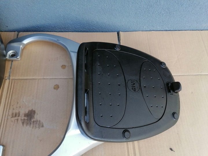 Suzuki XF 650 Freewind кофр основание GIVI, фото 3