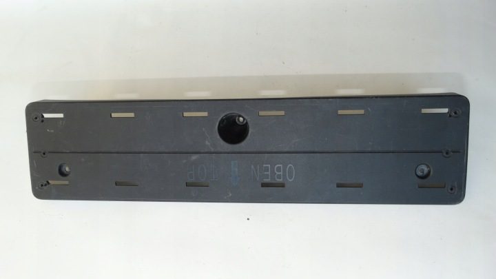 BMW M5 G90 G99 ПРОКЛАДКА НОМЕРНОГО ЗНАКА ПЕРЕДНЯЯ 8084941, фото 1